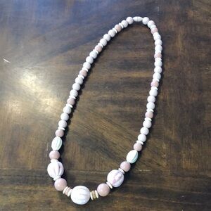Chic Pink and White Beaded Necklace with Symmetrical Design avon burst of spring